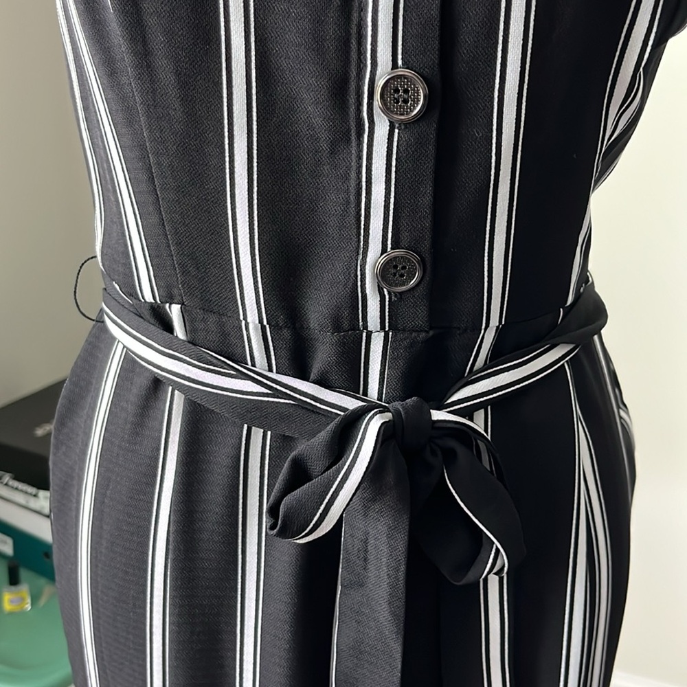Candie’s Black and White Striped Jumpsuit 🌟 - Picture 4 of 10